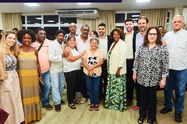 conselheiros na posse da diretoria da assemperj e sindsemp